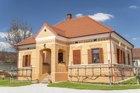 Domanjševska domačija